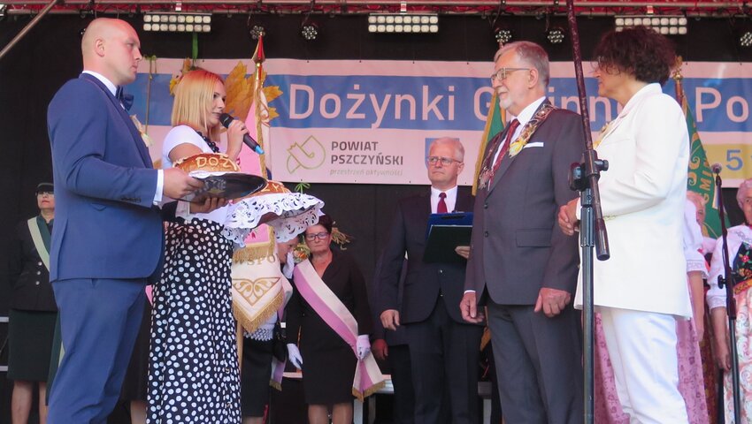 Powiększ: