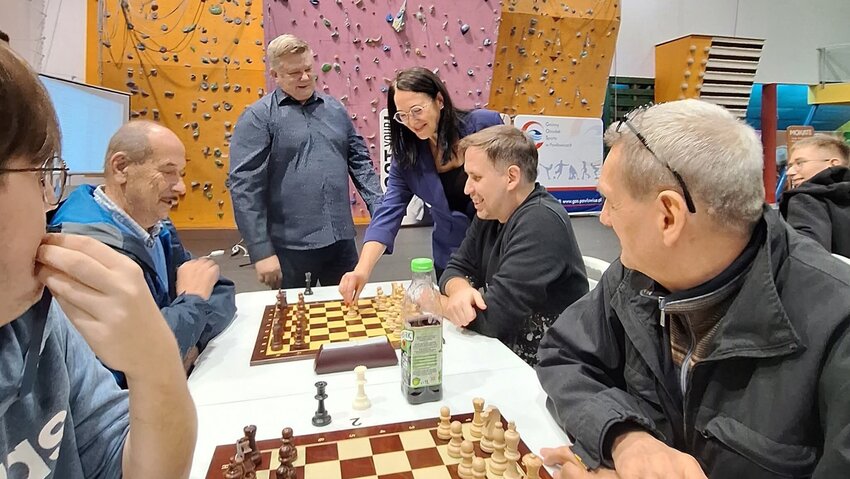 Powiększ: