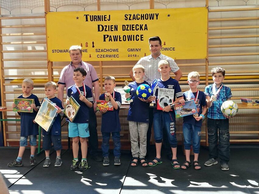 Powiększ: 