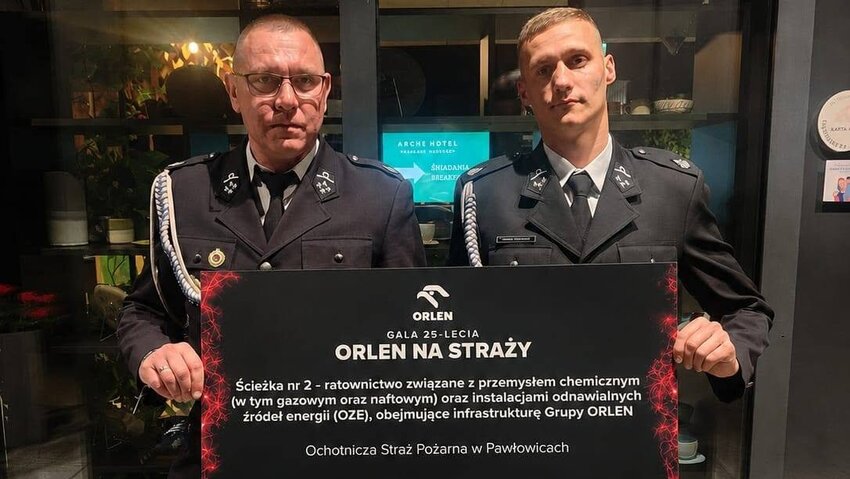 Powiększ: 