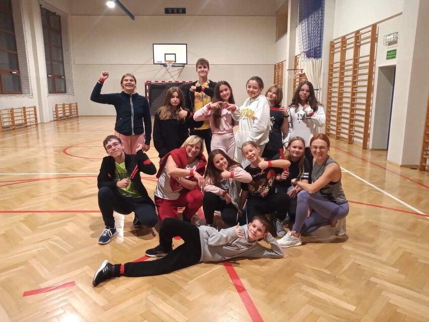 Powiększ: