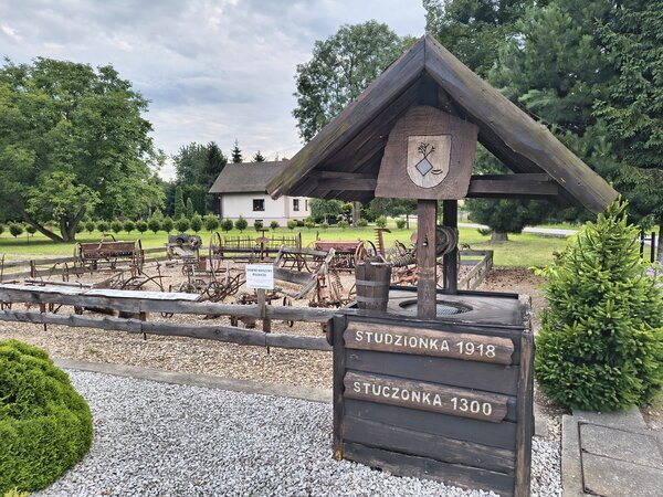Powiększ: 