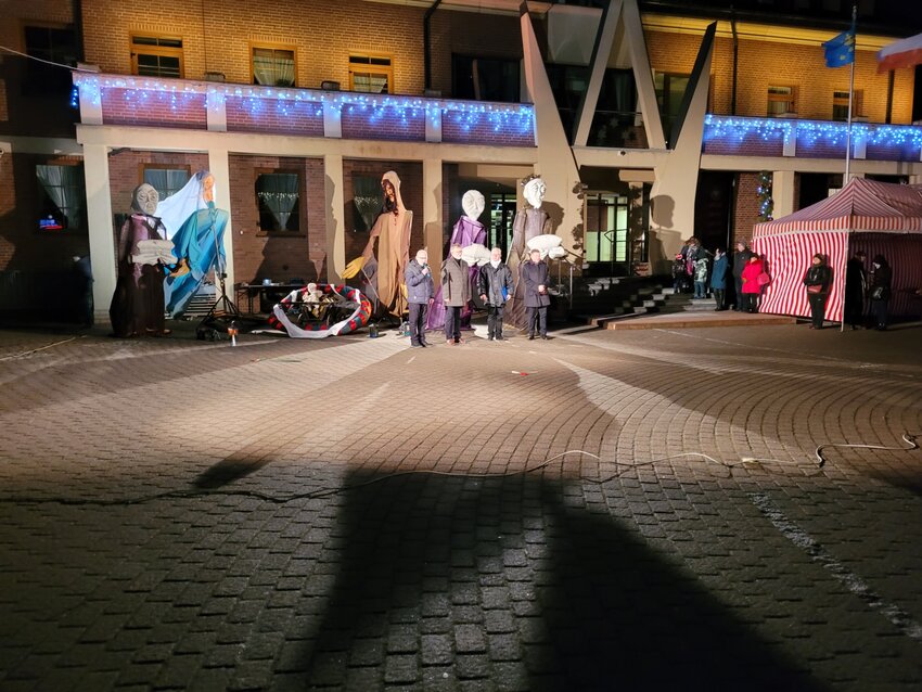 Powiększ: