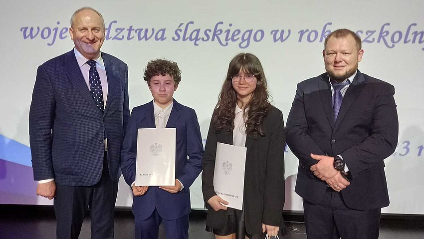 Powiększ: 