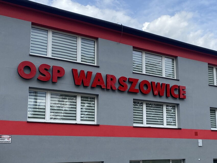Powiększ: