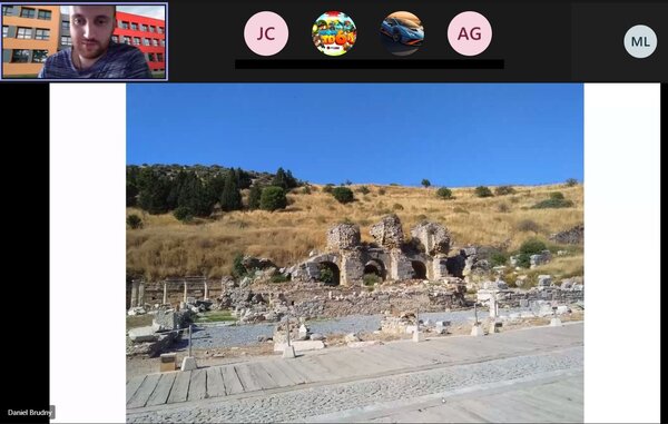 Na zdjęciu: Efez - ruiny bazyliki