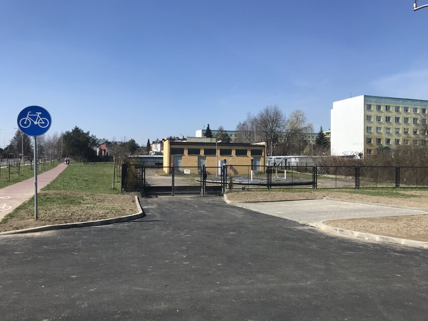 Powiększ: