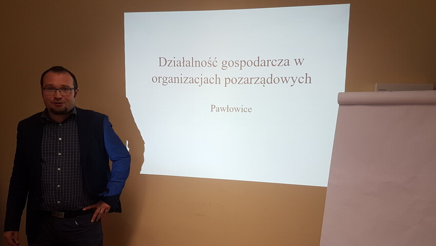 Powiększ: