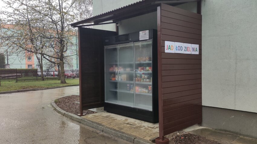 Powiększ: