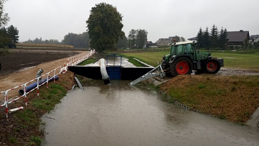 Powiększ: